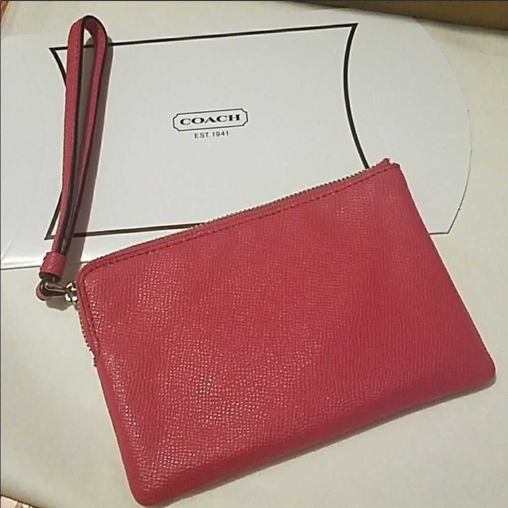 Coach - Picture 2 of 3